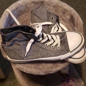 Grey Airwalk sneakers 👟